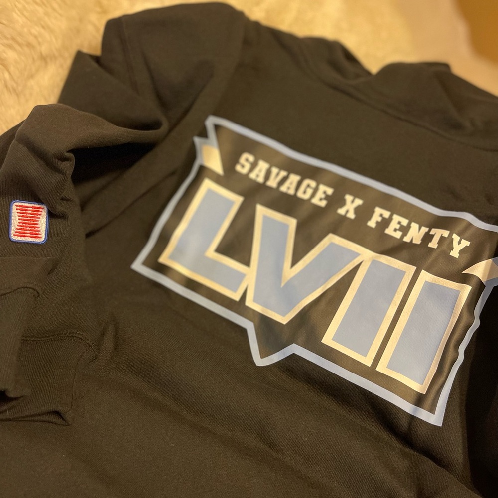 Fenty sweatshirt - SuperBowl, 2X